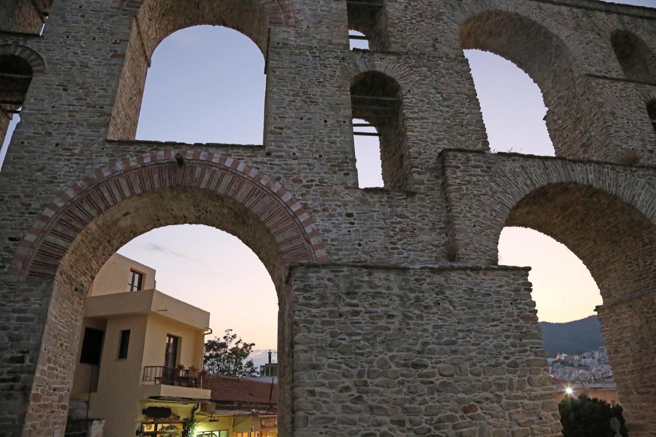 Under The Aqueduct Boutique House Apartamento Cavala Exterior foto